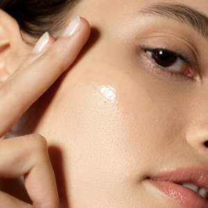 Allies of Skin The One SPF 50 Invisible Sunscreen Gel Невидимый солнцезащитный гель SPF 50 (20 мл.) Allies of Skin The One SPF 50 Invisible Sunscreen Gel Невидимый солнцезащитный гель SPF 50 (20 мл.)